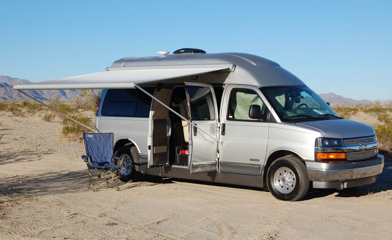 2011 Airstream Avenue RV First Drive Review Car And Driver