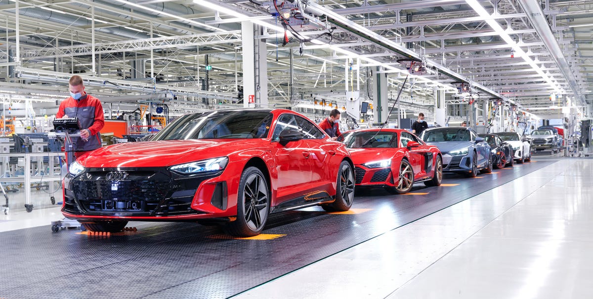 Inside the 2022 Audi e-tron GT's Design Process - NewsOpener Inside the 2022 Audi e-tron GT's Design Process