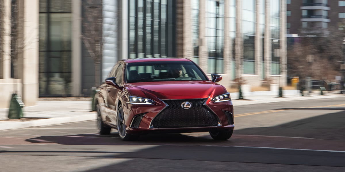 View Photos of the 2021 Lexus ES250 AWD F Sport - NewsOpener View Photos of the 2021 Lexus ES250 AWD F Sport
