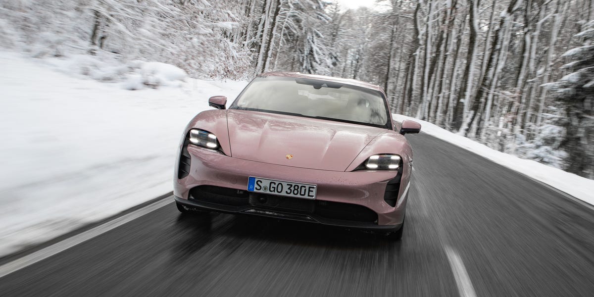 2021 Porsche Taycan Does Sensible EV Performance - NewsOpener 2021 Porsche Taycan Does Sensible EV Performance