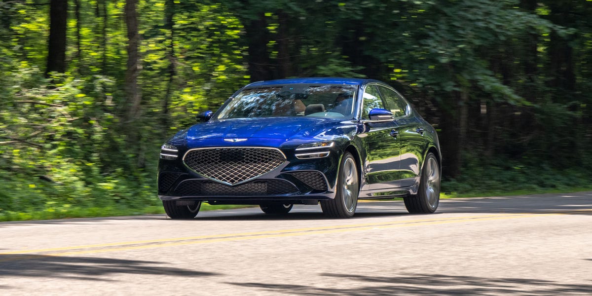 View Photos of the 2022 Genesis G70 3.3T AWD 1 View Photos of the 2022 Genesis G70 3.3T AWD