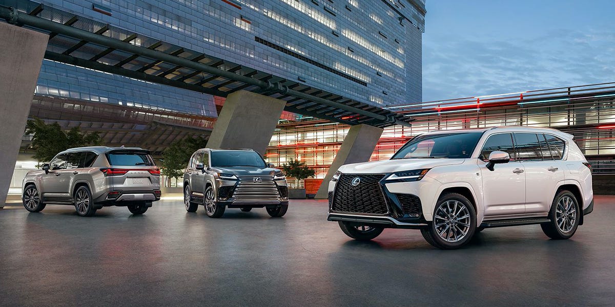 2022 Lexus LX600 Pricing Ranges from $88,245 to $127,345 1 2022 Lexus LX600 Pricing Ranges from $88,245 to $127,345