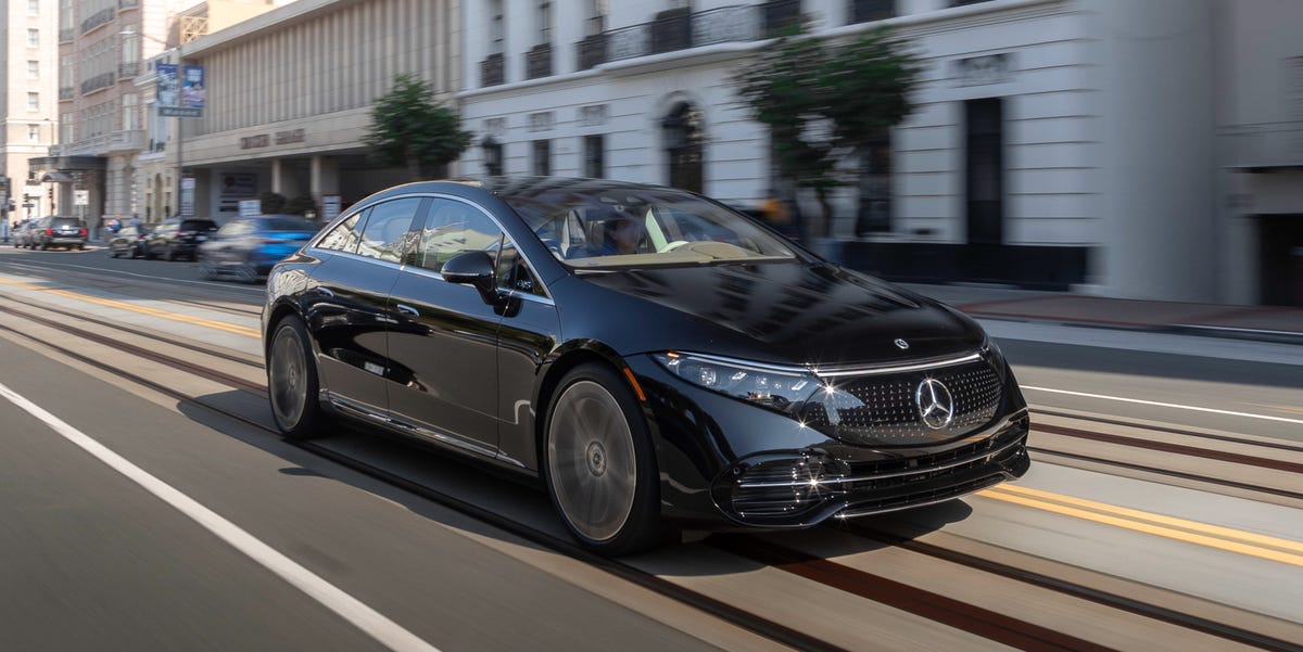2022 Mercedes-Benz EQS450+ Electrifies Luxury 1 2022 Mercedes-Benz EQS450+ Electrifies Luxury
