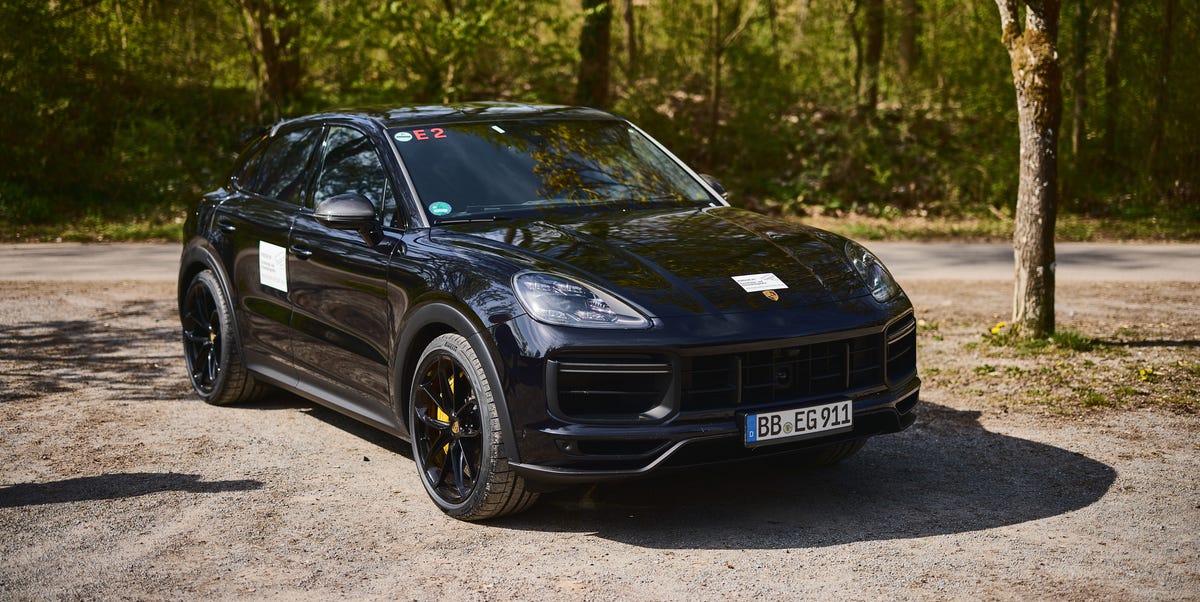 View Photos of the 2022 Porsche Cayenne Turbo Coupe Prototype 1 View Photos of the 2022 Porsche Cayenne Turbo Coupe Prototype