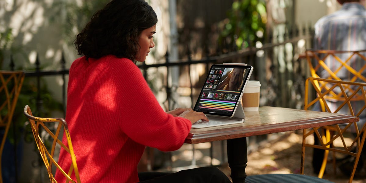 Apple Unveils a New iPad Pro with More Power, a Better Display, 5G 1 Apple Unveils a New iPad Pro with More Power, a Better Display, 5G