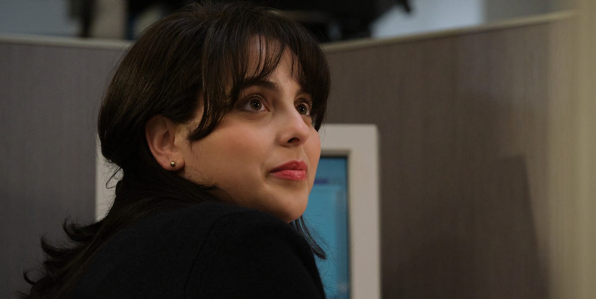 Beanie Feldstein on Impeachment: American Crime Story: 'We Put Everything Into It.' - NewsOpener Beanie Feldstein on Impeachment: American Crime Story: 'We Put Everything Into It.'