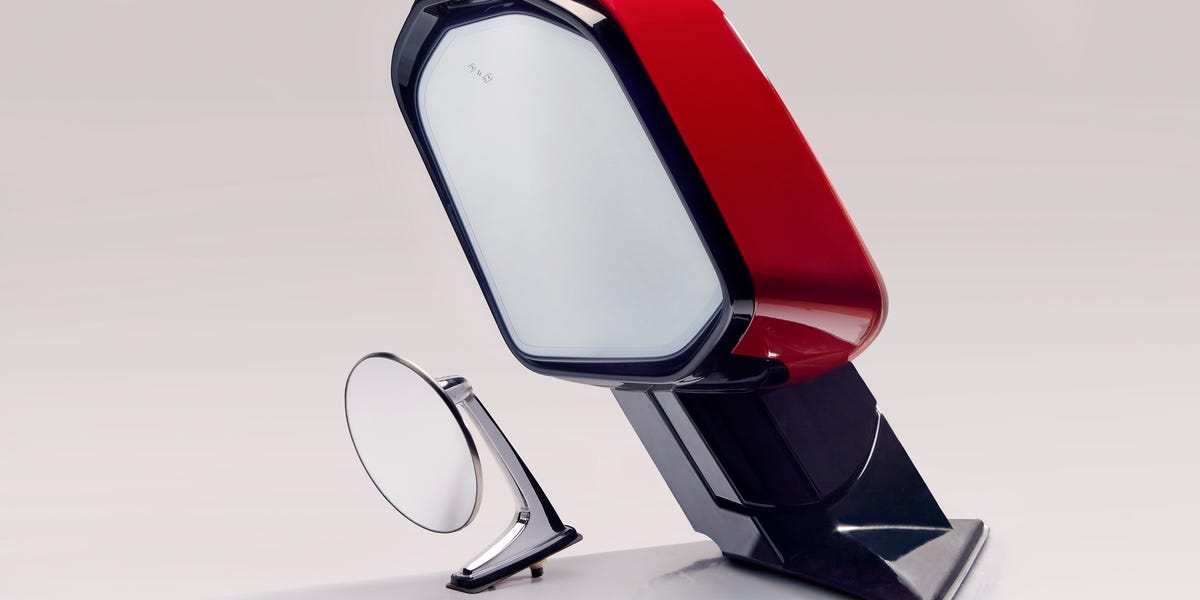 The Evolution of the Side-View Mirror 1 The Evolution of the Side-View Mirror