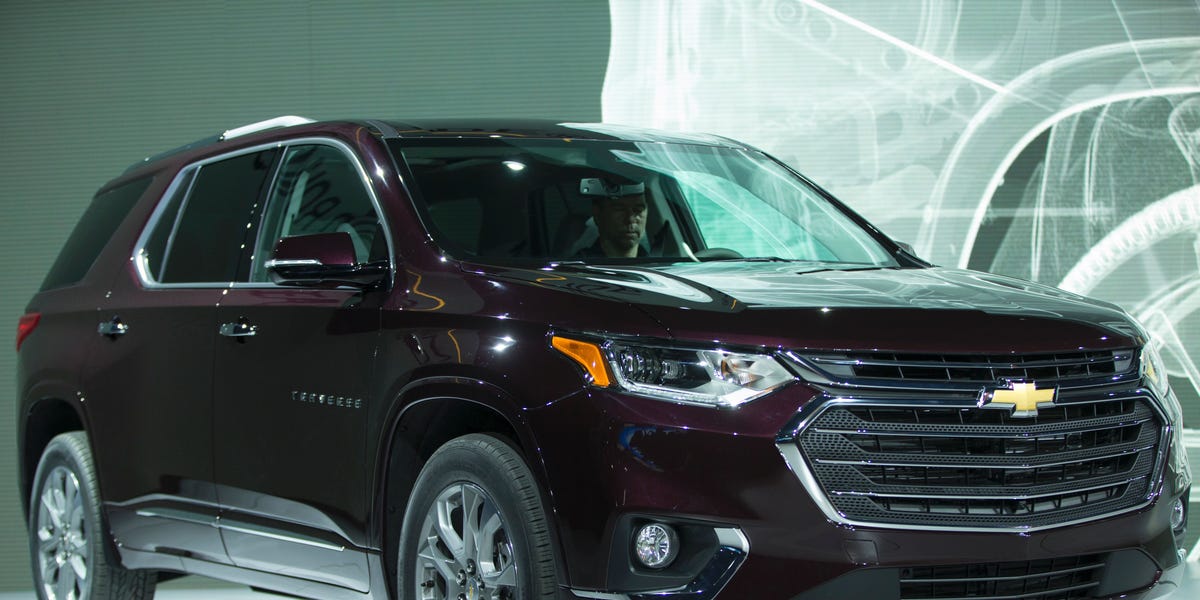 Chevy Traverse Roof Racks: Everything You Need to Know 1 Chevy Traverse Roof Racks: Everything You Need to Know