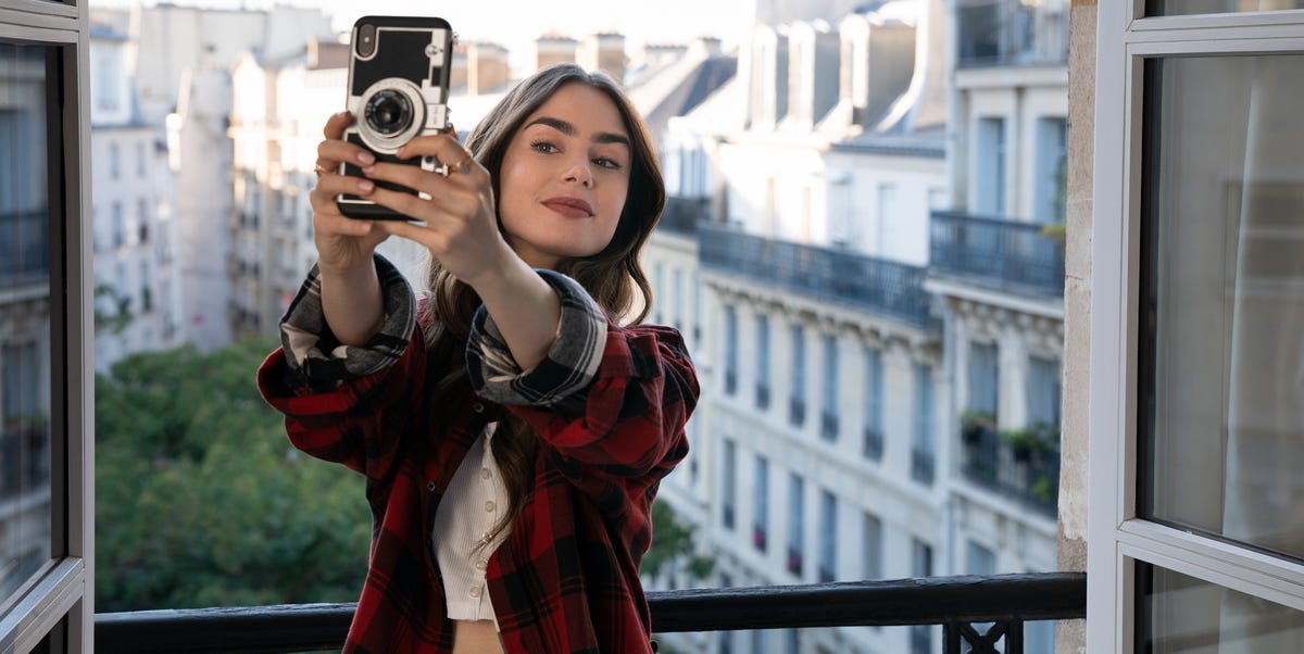 ‘Emily in Paris‘ Was Nominated for an Emmy and Twitter Has Some Thoughts 1 ‘Emily in Paris‘ Was Nominated for an Emmy and Twitter Has Some Thoughts