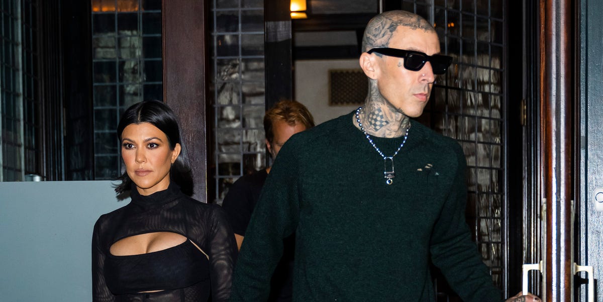 Kendall Jenner Dressed Like the Flashiest Third-Wheel on Kourtney Kardashian and Travis Barker's NYC Date - NewsOpener Kendall Jenner Dressed Like the Flashiest Third-Wheel on Kourtney Kardashian and Travis Barker's NYC Date