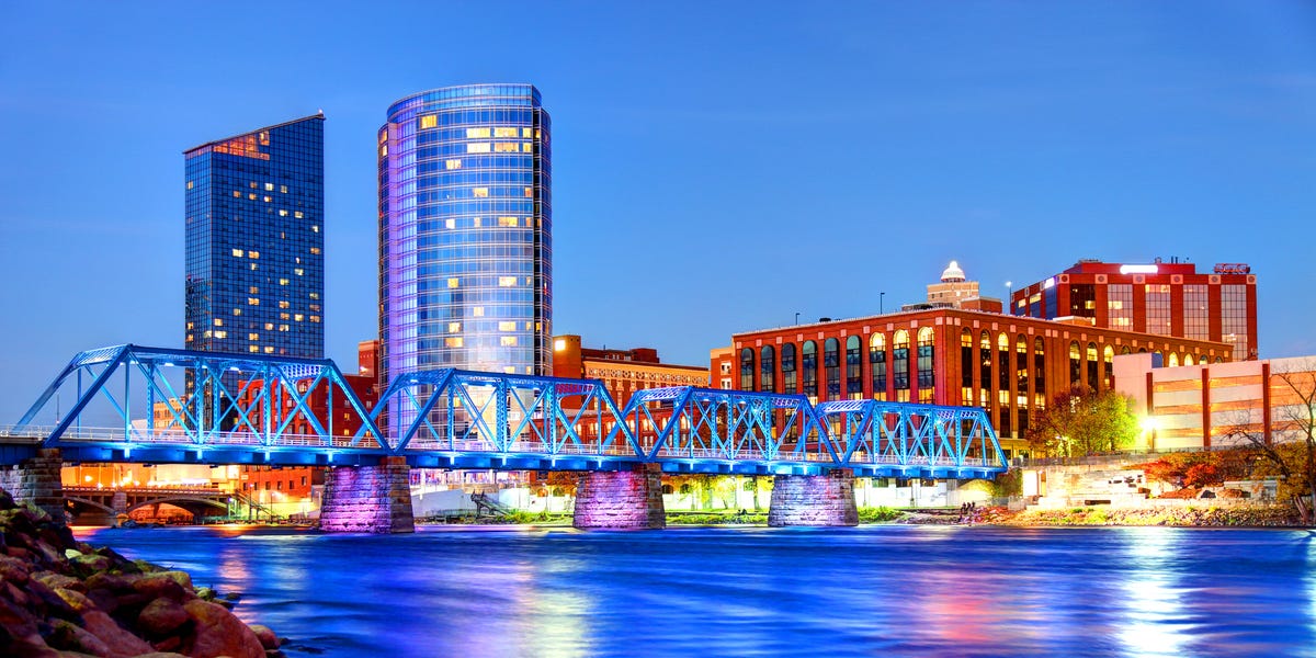 Car Insurance in Grand Rapids, Michigan: What You Should Know 1 Car Insurance in Grand Rapids, Michigan: What You Should Know
