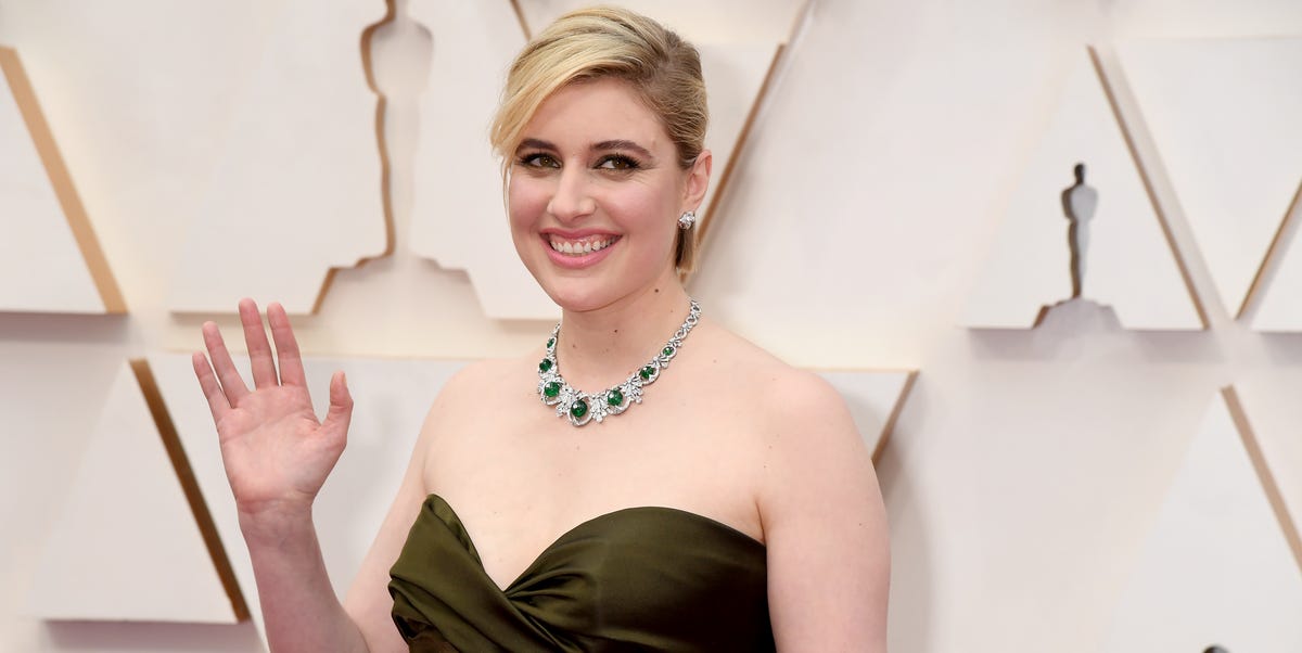 Greta Gerwig Will Tackle Barbie's 'Baggage' As Writer and Director of the 'Barbie' Movie - NewsOpener Greta Gerwig Will Tackle Barbie's 'Baggage' As Writer and Director of the 'Barbie' Movie