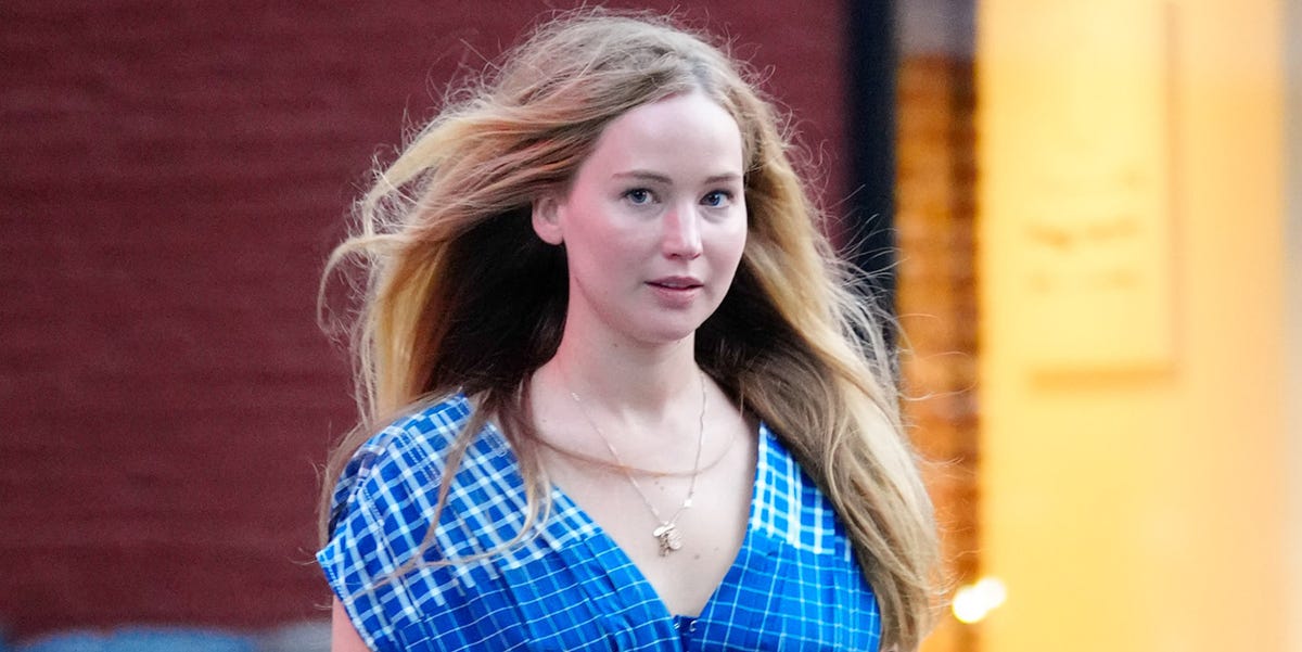 Jennifer Lawrence Wears Billowy Blue Corset Summer Dress In NYC - NewsOpener