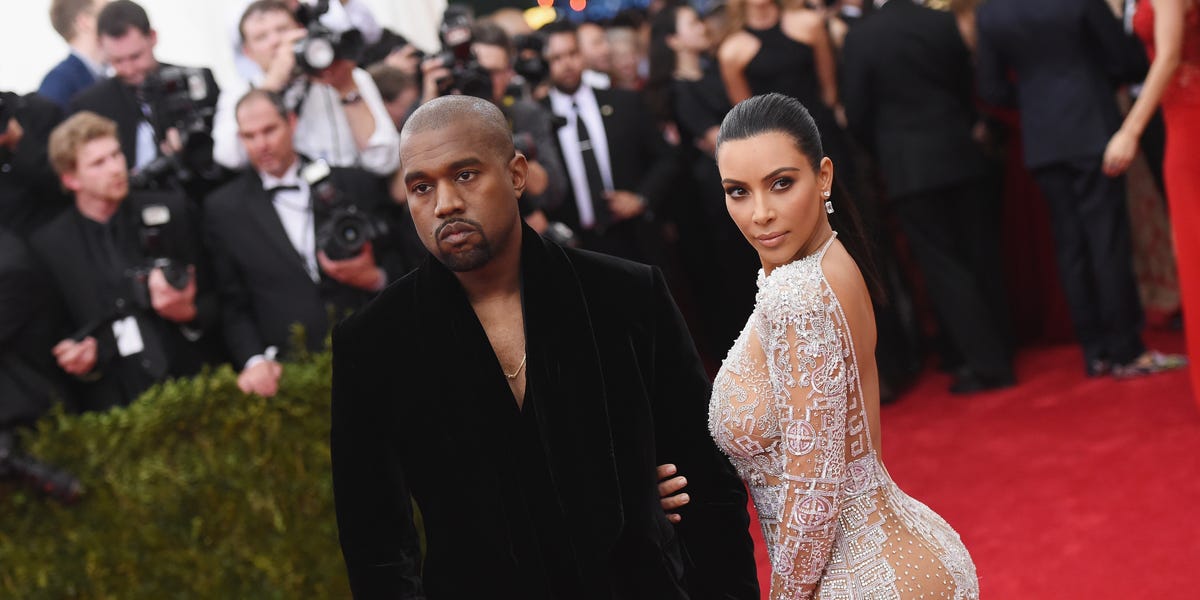 Kim Kardashian Files for Divorce From Kanye West After 6 Years of Marriage - NewsOpener Kim Kardashian Files for Divorce From Kanye West After 6 Years of Marriage