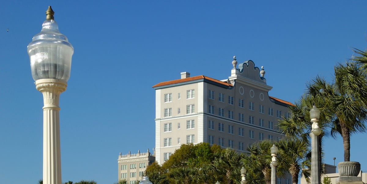 Cheap Car Insurance in Lakeland, Florida: Everything You Need to Know - NewsOpener Cheap Car Insurance in Lakeland, Florida: Everything You Need to Know