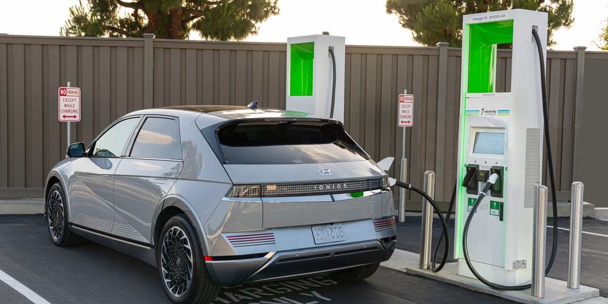 Volkswagen Reportedly Seeking Co-Investor in Electrify America 1 Volkswagen Reportedly Seeking Co-Investor in Electrify America
