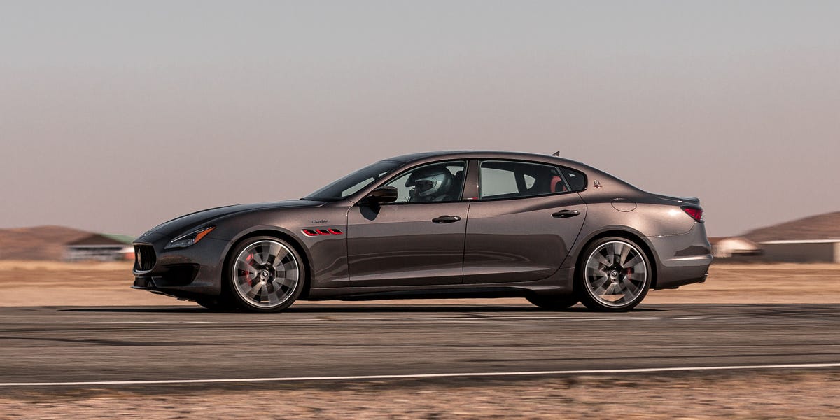 2021 Maserati Quattroporte Trofeo Needs to Be Weirder - NewsOpener 2021 Maserati Quattroporte Trofeo Needs to Be Weirder