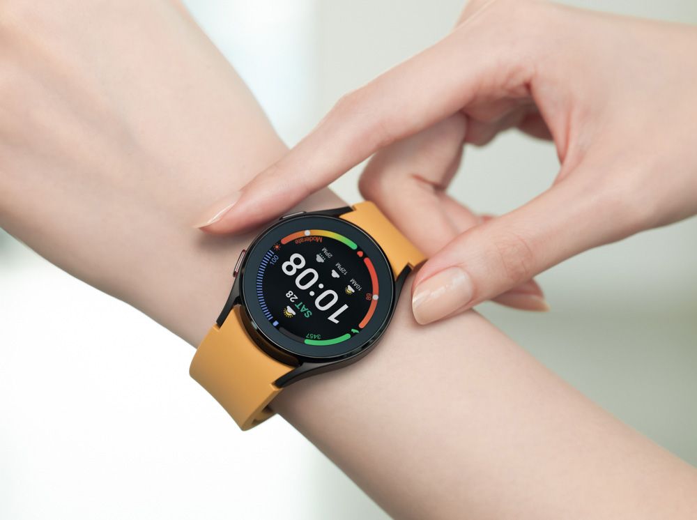 Часы Самсунг Galaxy Watch 4