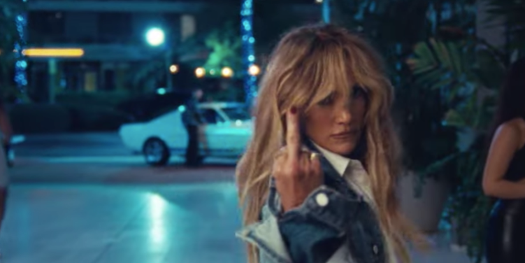 Jennifer Lopez ~Flips Off an Ex-Boyfriend~ in New "Cambia El Paso" Music Video 1 Jennifer Lopez ~Flips Off an Ex-Boyfriend~ in New "Cambia El Paso" Music Video