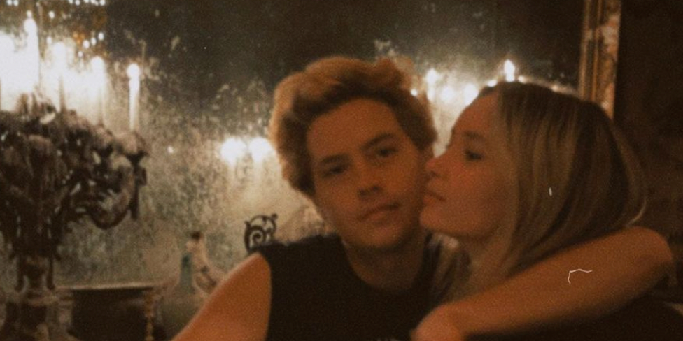 Cole Sprouse Calls Out "Insane" Fans for Reporting Photos of Girlfriend Ari Fournier on Insta 1 Cole Sprouse Calls Out "Insane" Fans for Reporting Photos of Girlfriend Ari Fournier on Insta