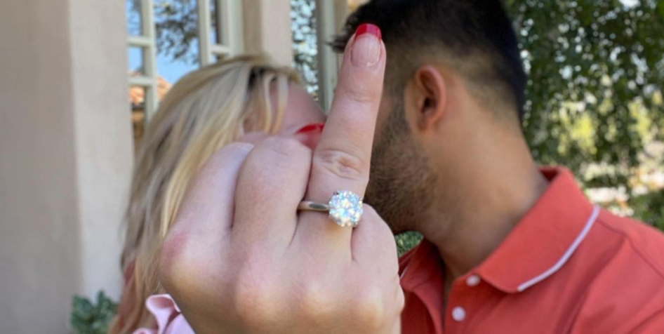 An Update on How Britney Spears and Sam Asghari Are Reacting to 'Controlling Britney Spears' 1 An Update on How Britney Spears and Sam Asghari Are Reacting to 'Controlling Britney Spears'