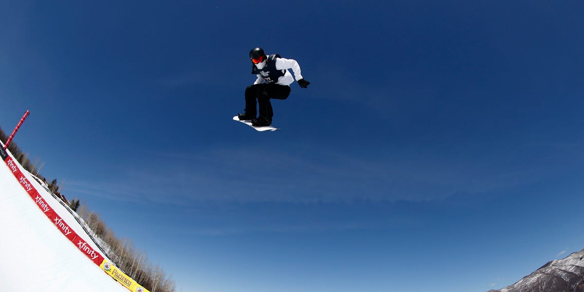 Behold: All the Impressive Physics and Precision That Propels Winter Olympians to Greatness 1 Behold: All the Impressive Physics and Precision That Propels Winter Olympians to Greatness
