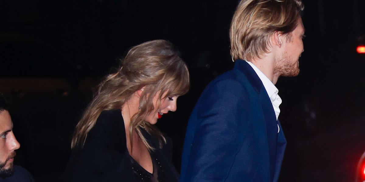 Why Taylor Swift and Joe Alwyn Skipped the 2021 Met Gala - NewsOpener Why Taylor Swift and Joe Alwyn Skipped the 2021 Met Gala