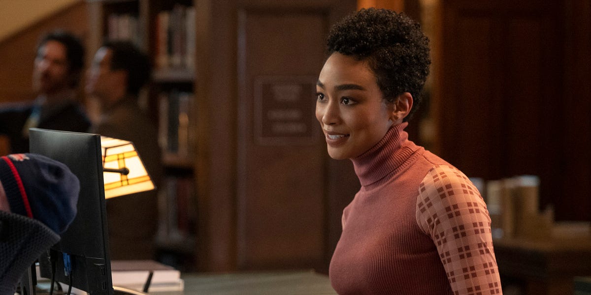 Tati Gabrielle's Marienne Is About to Become Your New Favorite on 'You' - NewsOpener Tati Gabrielle's Marienne Is About to Become Your New Favorite on 'You'