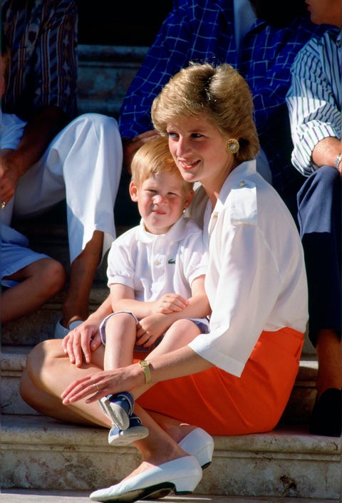 Prince Harry with his mother, Princess Diana. Prince Harry with his mom Princess Diana