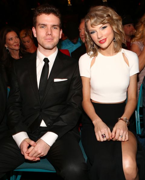   Foto på Taylor Swift  & hennes Bror  Austin Swift