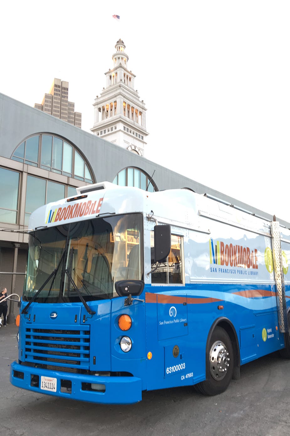 Dave Eggers used a biodiesel- and solar-powered bookmobile to travel around San Francisco to promote his latest book.