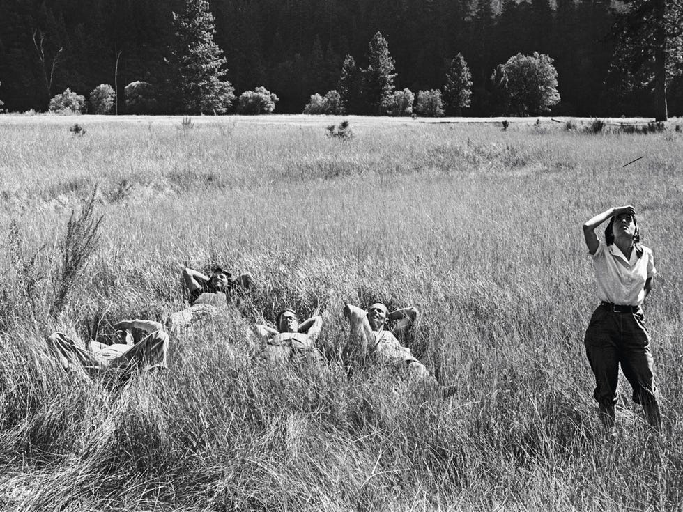 Spectators watching a 1960 climb from the El Capitan meadow.