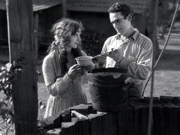 Jobyna Ralston was the warm, spunky leading lady who inspired Harold Lloyd to unforgettable classic romantic gags, especially when she played a traveling show dancer and he played a sheriff’s son in his masterpiece “The Kid Brother.”