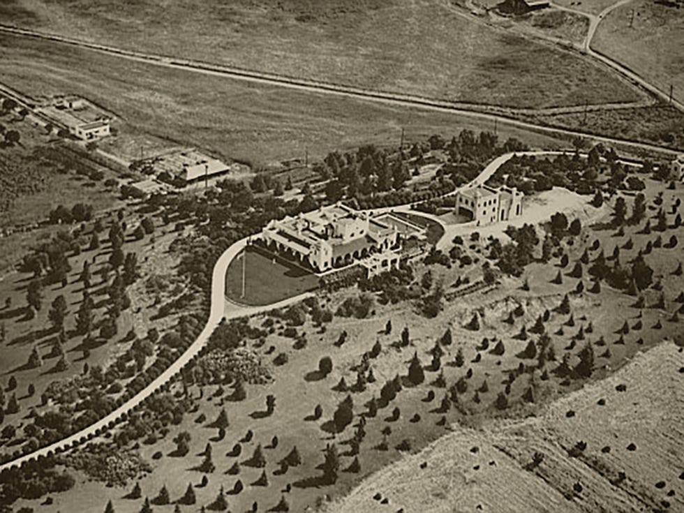 march 7, 1919 edgar rice burroughs, creator of the tarzan books, buys 550 acres from la times owner harrison gray otis to establish tarzana ranch