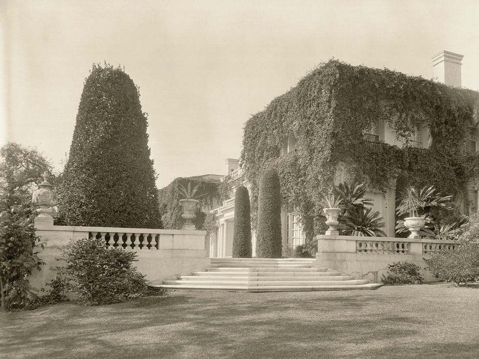 august 30, 1919 henry huntington charters the huntington library, opening its library, art collection, and botanical gardens to the public