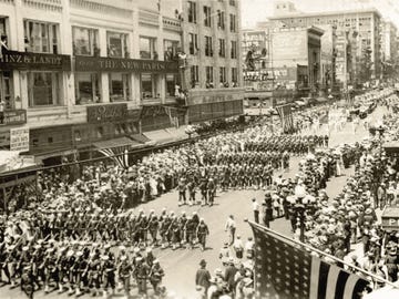 november 11, 1918 the end of world war i enables los angeles’s soldiers to return home, stimulating the local economy