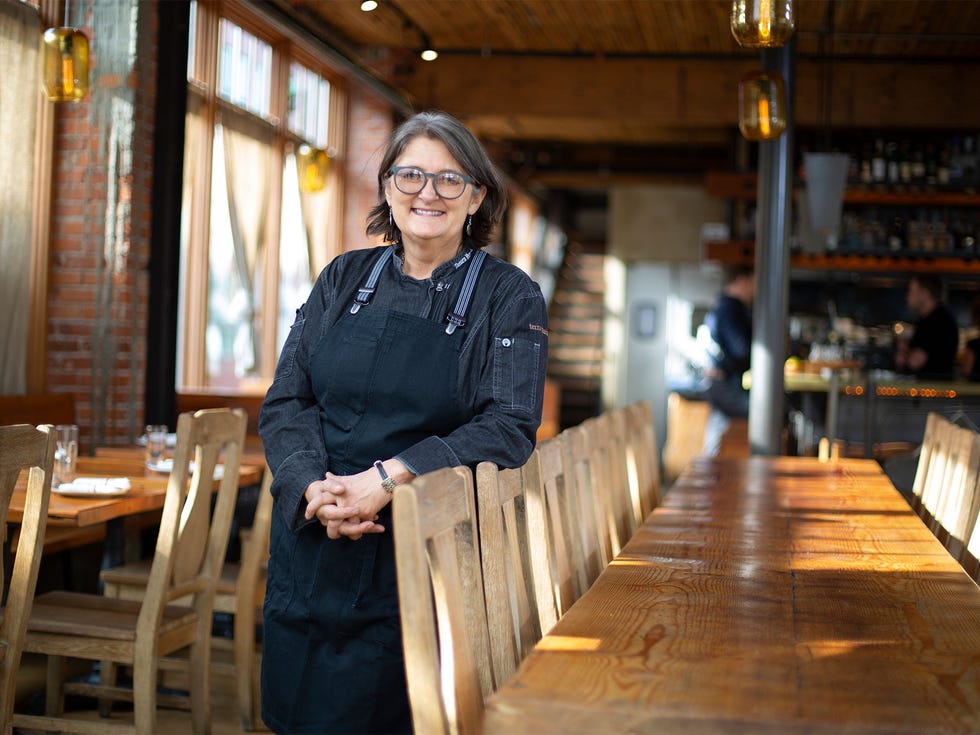 Tamara Murphy won a 1995 James Beard Award for Best Chef: Northwest/Hawaii.