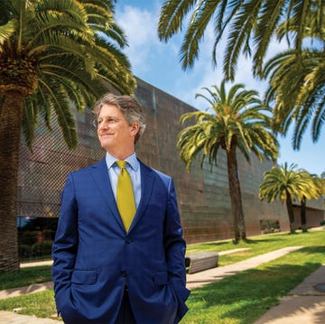 ATA092920deyoung_img01 thomas campbell, director and ceo of the fine arts museums of san francisco, outside the de young museum, in golden gate park
