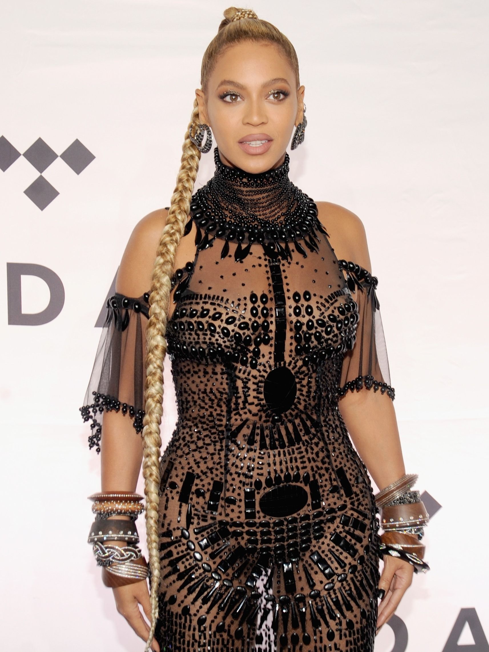Beyoncé 直筆サイン！！！激レア 本物★鑑定書付き★ビヨンセ ビヨンセが時代に爪痕を残した「ルネッサンス・ツアー」、これは
