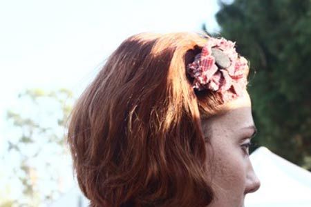 Hairstyle, Shoulder, Jewellery, Style, Fashion accessory, Red hair, Fashion, Petal, Brown hair, Street fashion, 