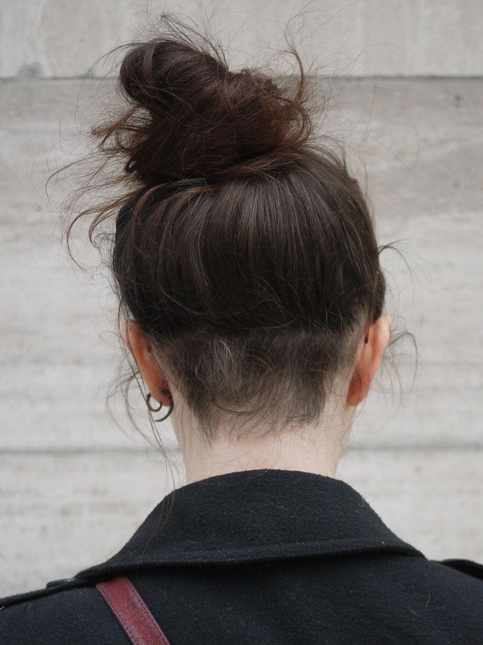 Ear, Hairstyle, Style, Neck, Earrings, Liver, Bun, Back, Chignon, Hair accessory, 