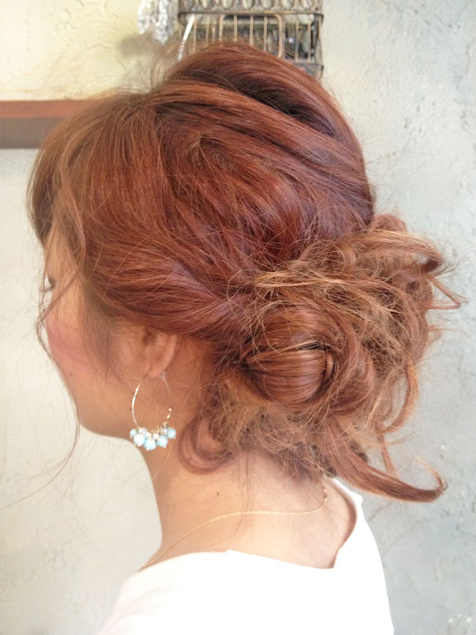 Hair, Hairstyle, Chin, Forehead, Shoulder, Earrings, Jewellery, Style, Bridal accessory, Red hair, 