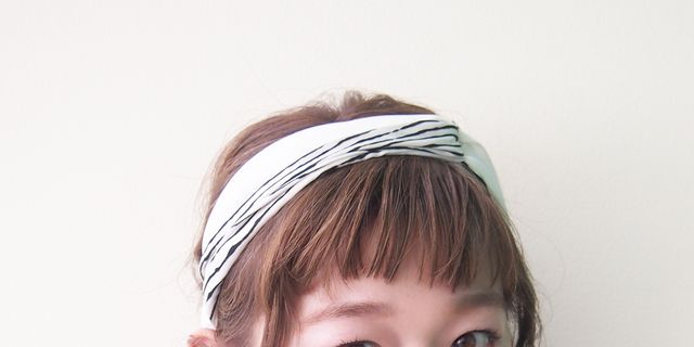 Clothing, Lip, Hairstyle, Forehead, Eyebrow, Hair accessory, Headpiece, Style, Collar, Jaw, 