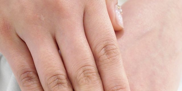 Finger, Skin, Nail, Nail care, Nail polish, Manicure, Close-up, Flesh, Ring, Silver, 