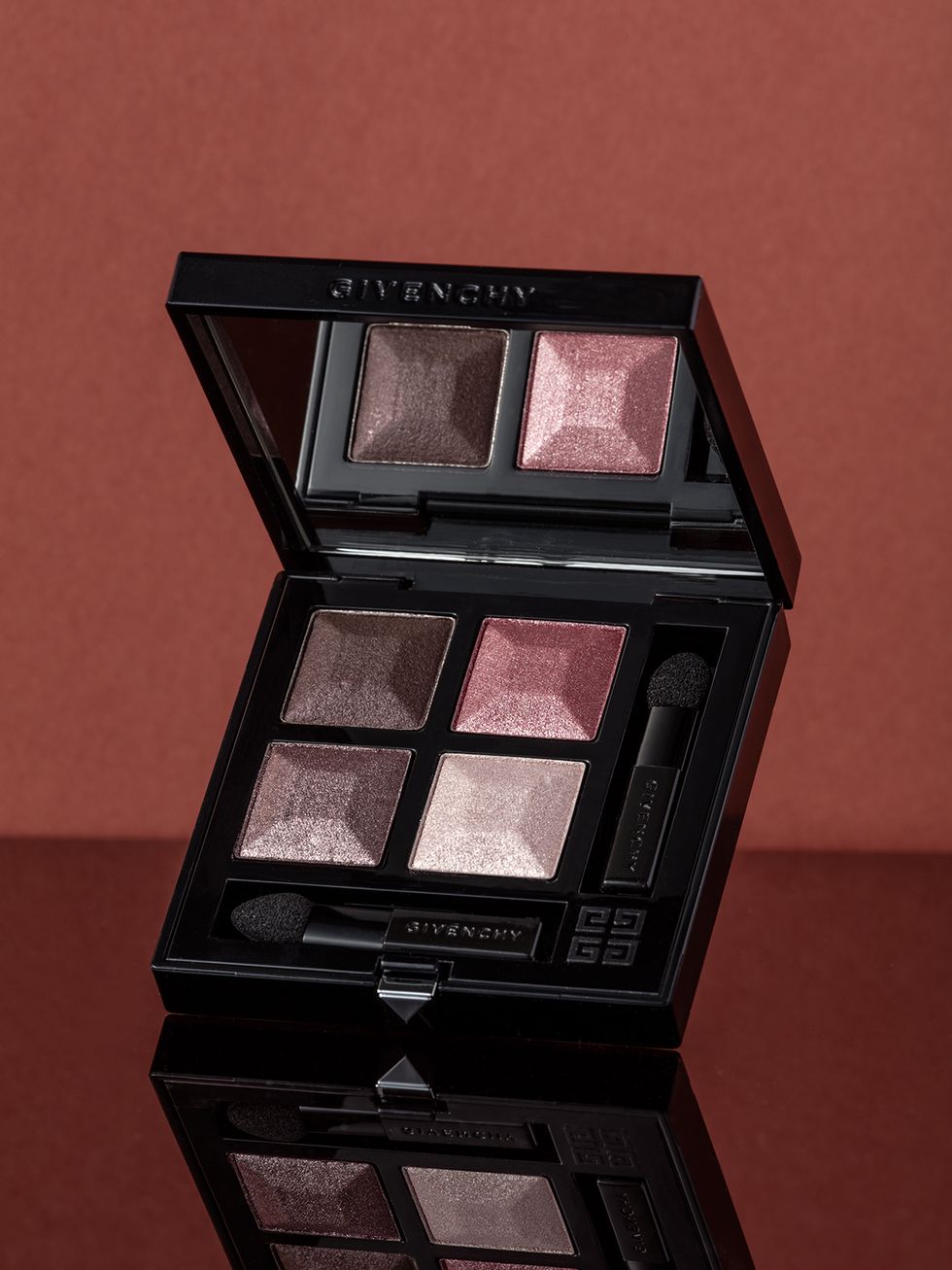 Tints and shades, Maroon, Rectangle, Square, Still life photography, Eye shadow, 
