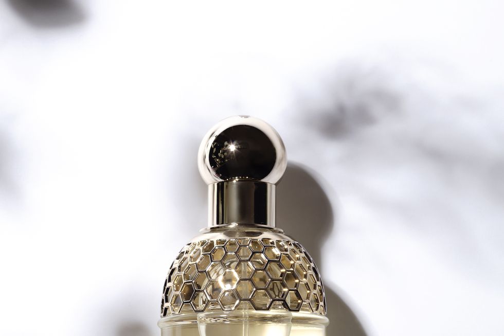 Perfume, Product, Bottle, Liqueur, Glass bottle, Water, Liquid, Fluid, Drink, 