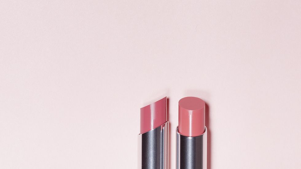 Lipstick, Pink, Magenta, Carmine, Maroon, Stationery, Material property, Cylinder, Silver, Coquelicot, 