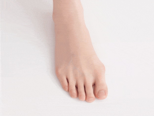 Skin, Nail, Leg, Finger, Foot, Hand, Toe, Joint, Arm, Human leg, 