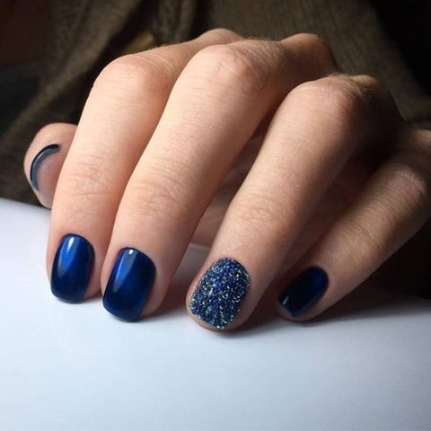 Nail polish, Nail, Manicure, Blue, Finger, Nail care, Cosmetics, Hand, Cobalt blue, Electric blue, 