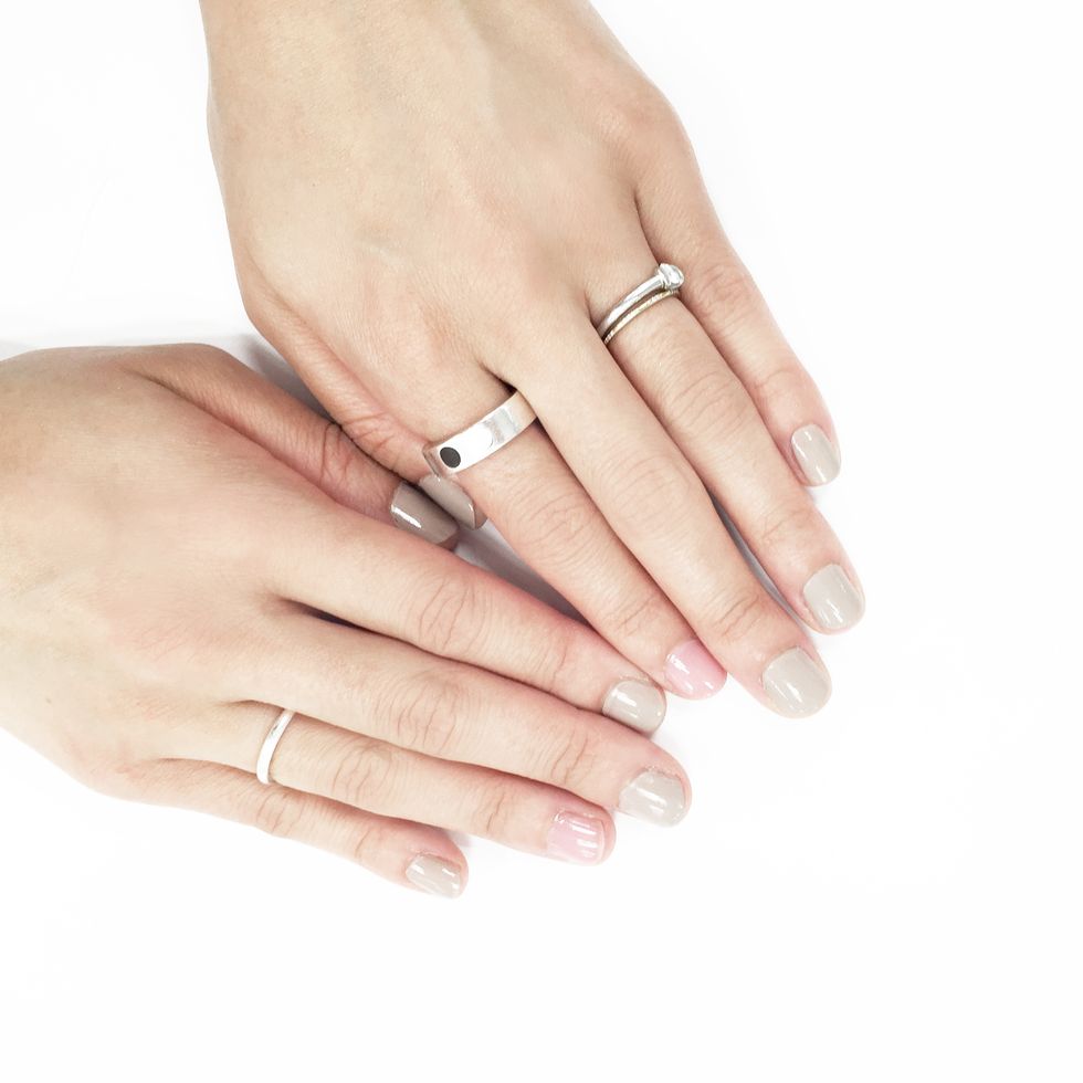 Finger, Jewellery, Skin, Hand, Nail, Ring, Engagement ring, Wedding ring, Pre-engagement ring, Fashion accessory, 
